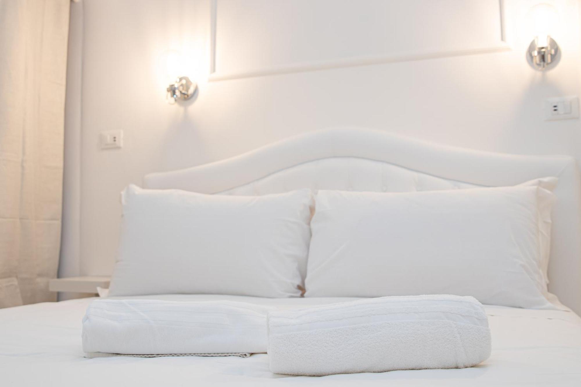 Deluxe Suite Welness Рим Екстер'єр фото